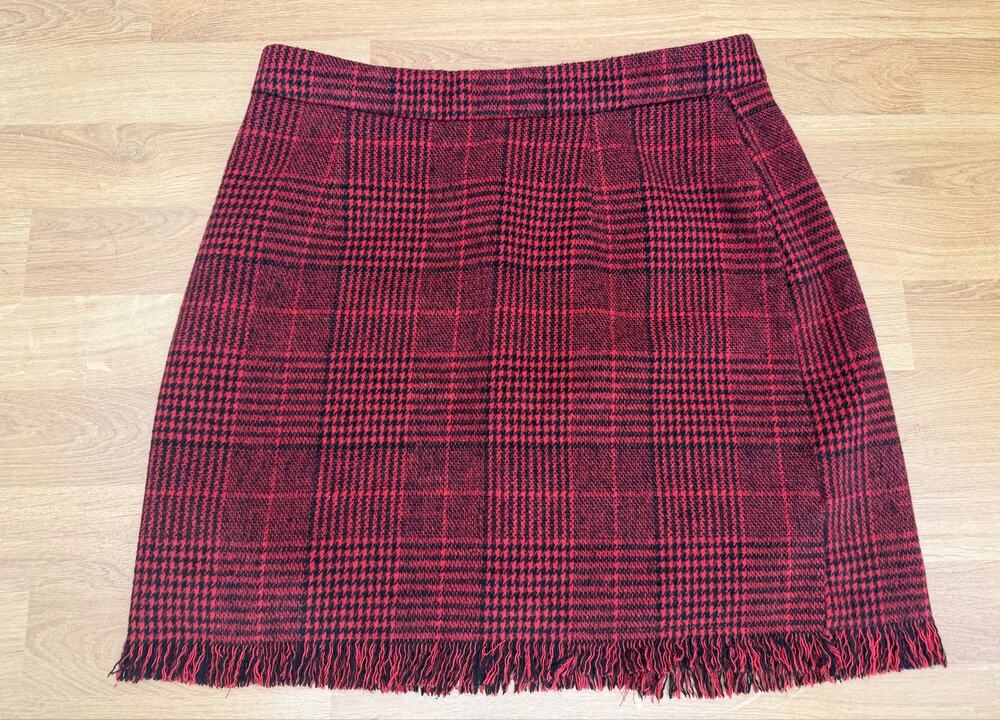 HYFVE Red Black Plaid Fringe Mini Skirt Women’s Small